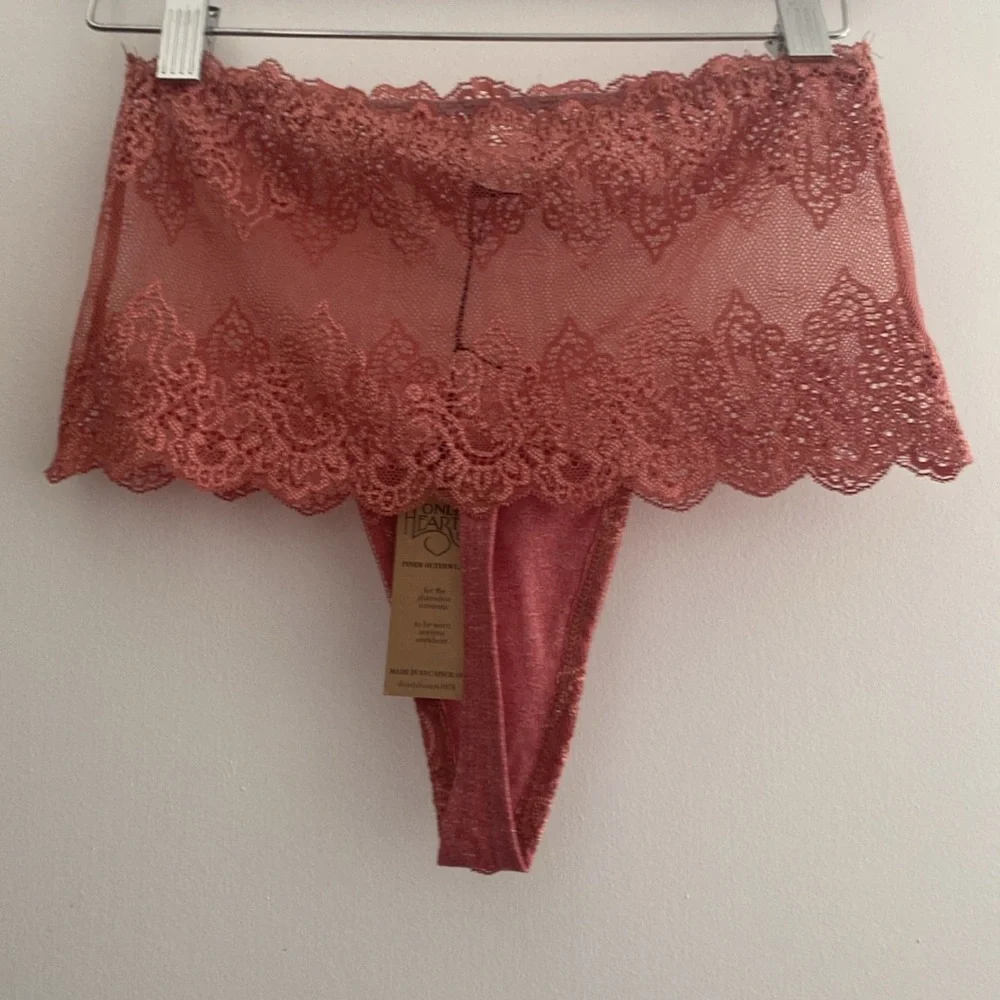 NWT Only Hearts So Fine Lace High Cut Thong - Picture 2 of 2